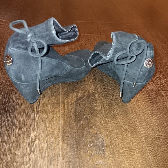 BCBG Wessy Wedge Cinch Slouchy Suede Ankle Bootie Size 7 - Picture 4 of 6